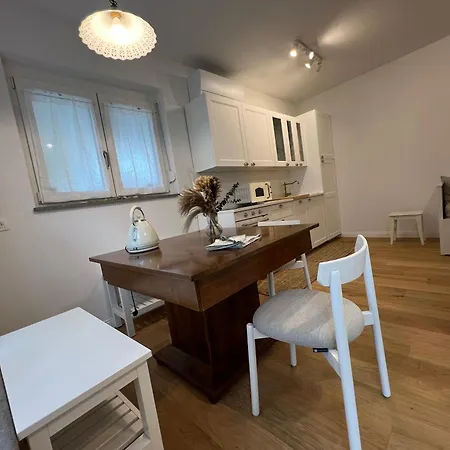 Lazy Goose Charming * Bovec