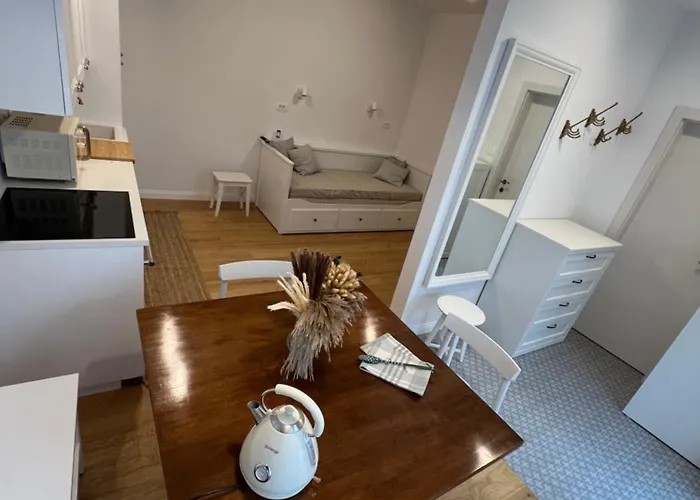 Lazy Goose Charming Apartment *